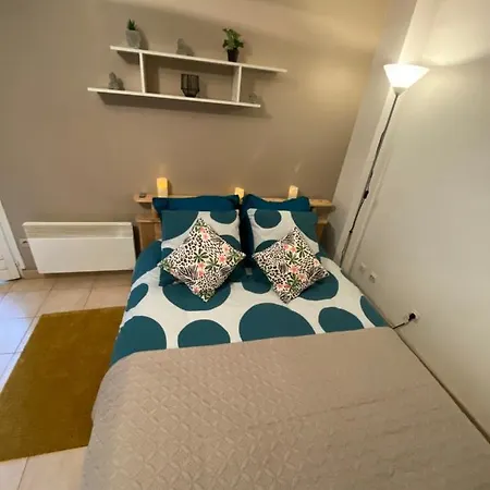 Appartement Cosy avec jardin privatif et garage Fontainebleau Extérieur photo