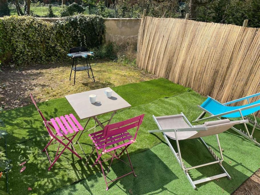 Cosy Avec Jardin Privatif Et Garage Fontainebleau